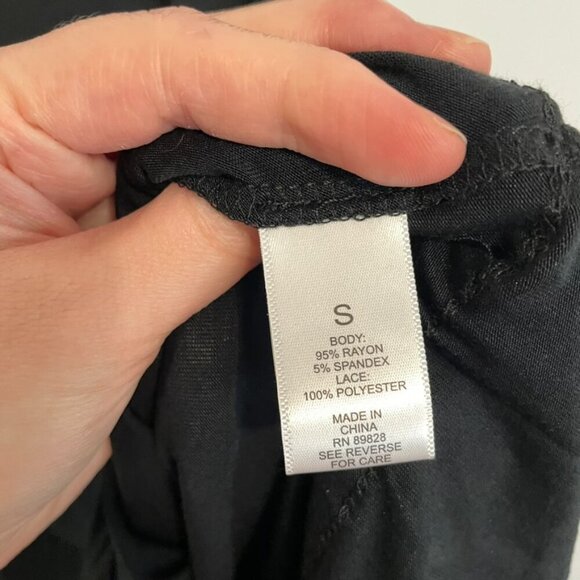 LOGO BY LORI GOLDSTEIN Layers Tank Top with Broomstick Hem Black Polka Dot Mesh - Picture 11 of 16